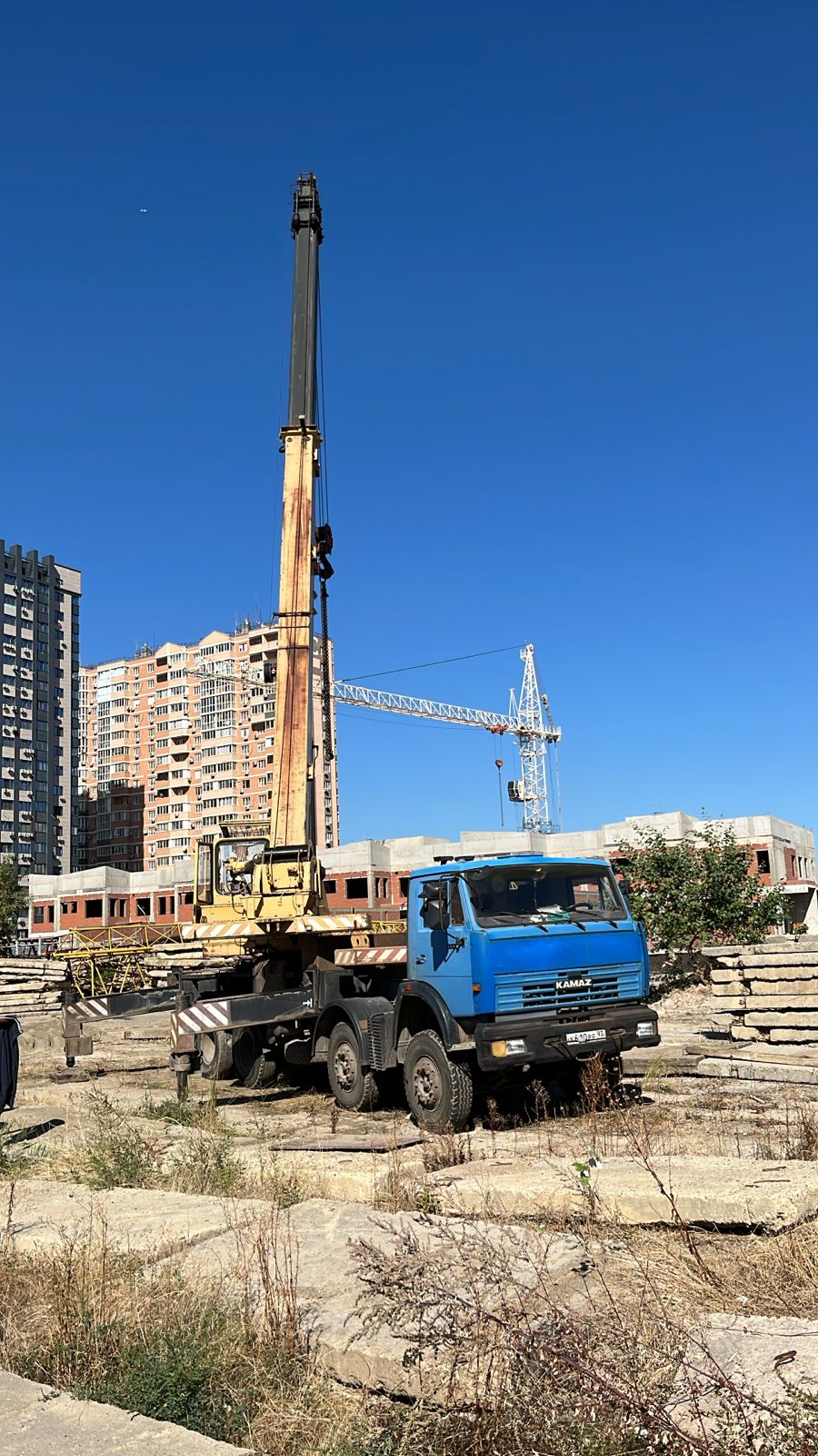 Автокран на объекте